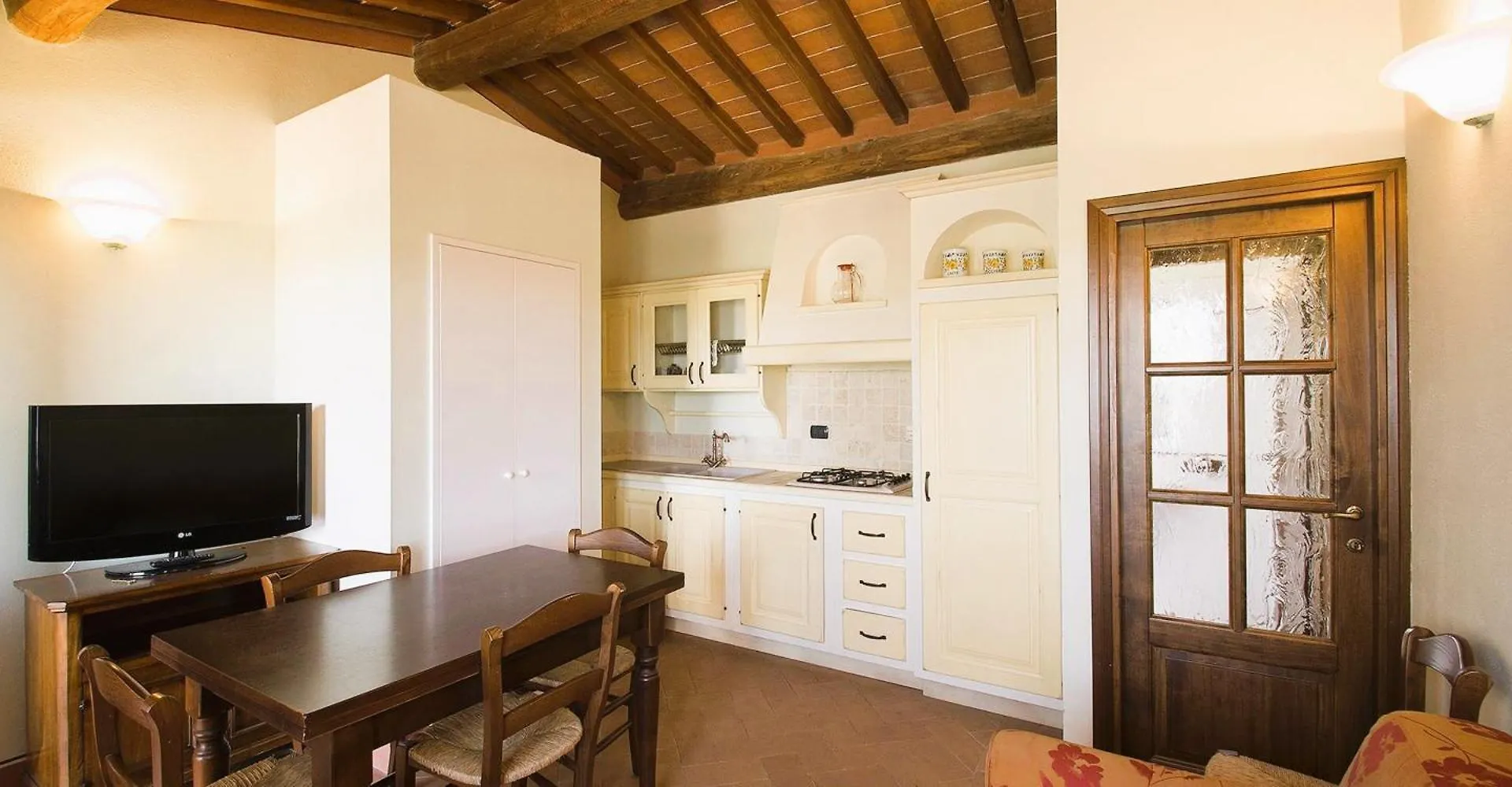 Il Casale Di Donoratico, Residence With Swimming-Pool 0*, Donoratico